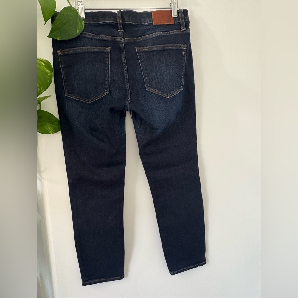 (41)Madewell Dark Indigo Skinny Crop Jeans - Picture 4 of 8